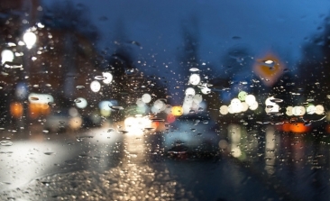 Conselhos para conduzir com chuva